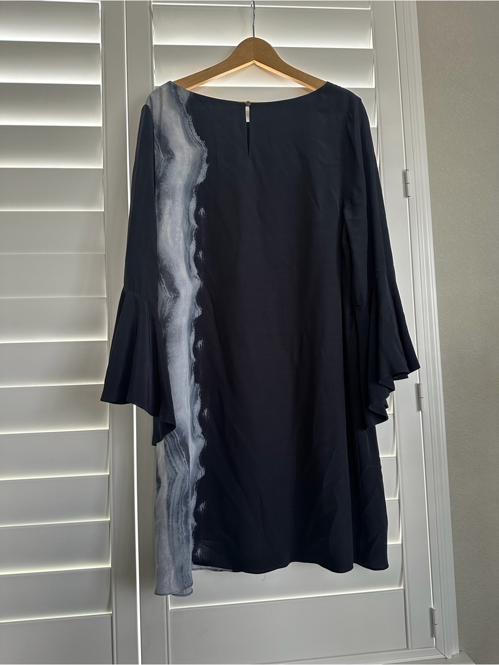 Elegant Black Dress with Silver Accent - Women's Shift Dress UK size 16